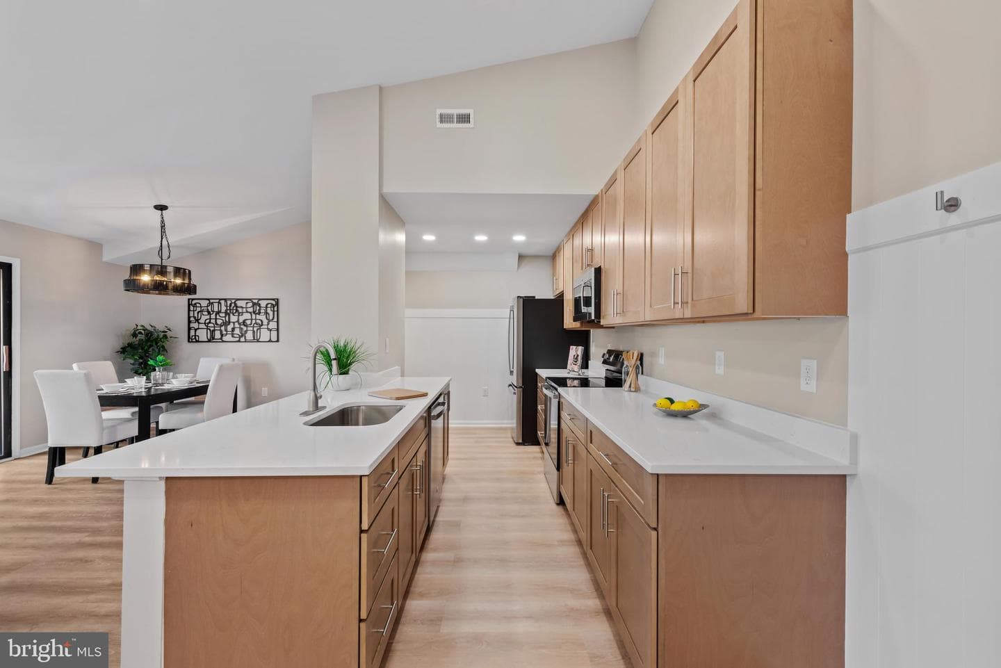 1102 Castle Harbour Way #3d photo 1