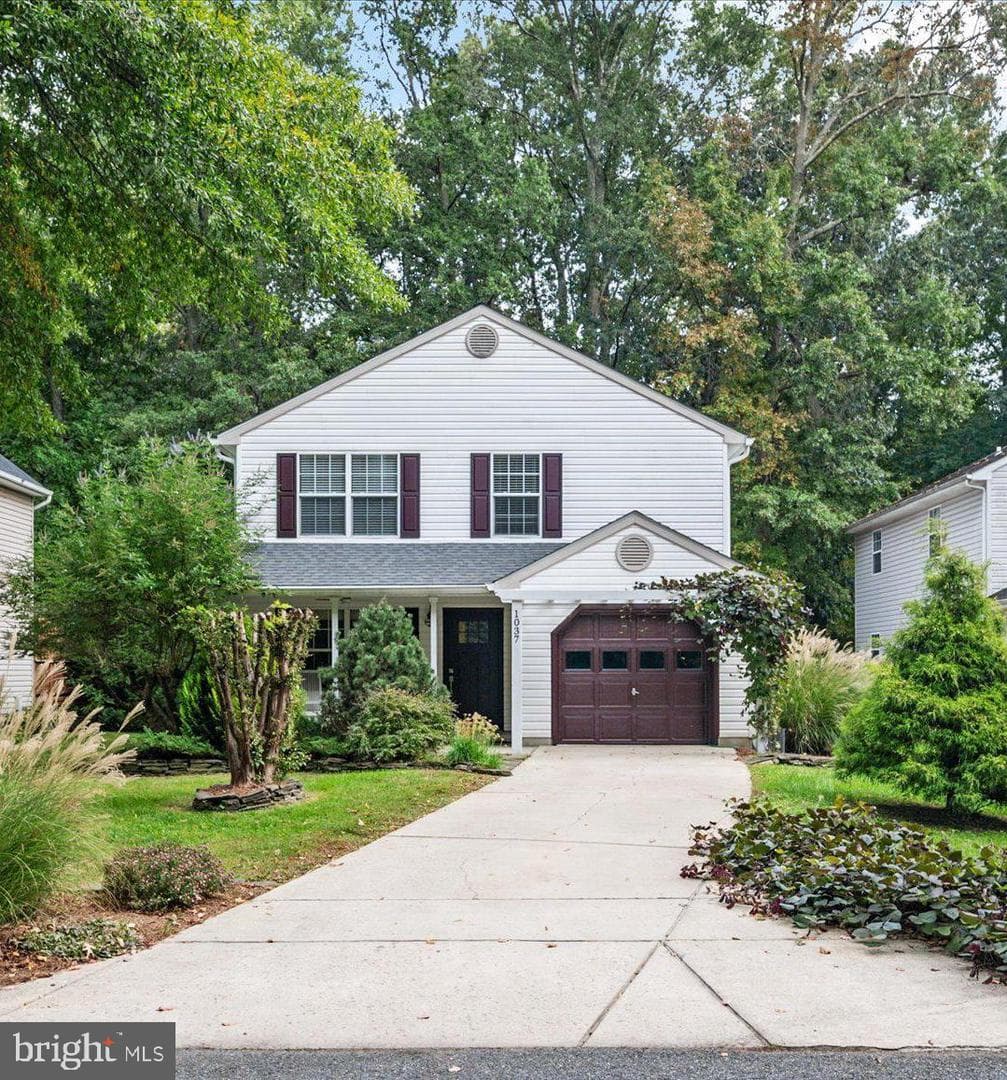 1037 Biltmore Avenue photo 1