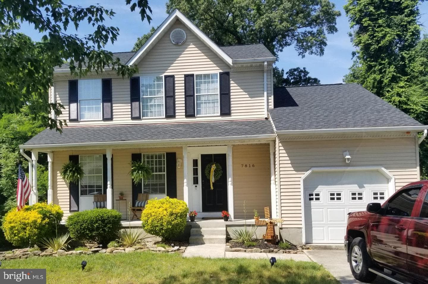 7816 Mallow Court photo 1