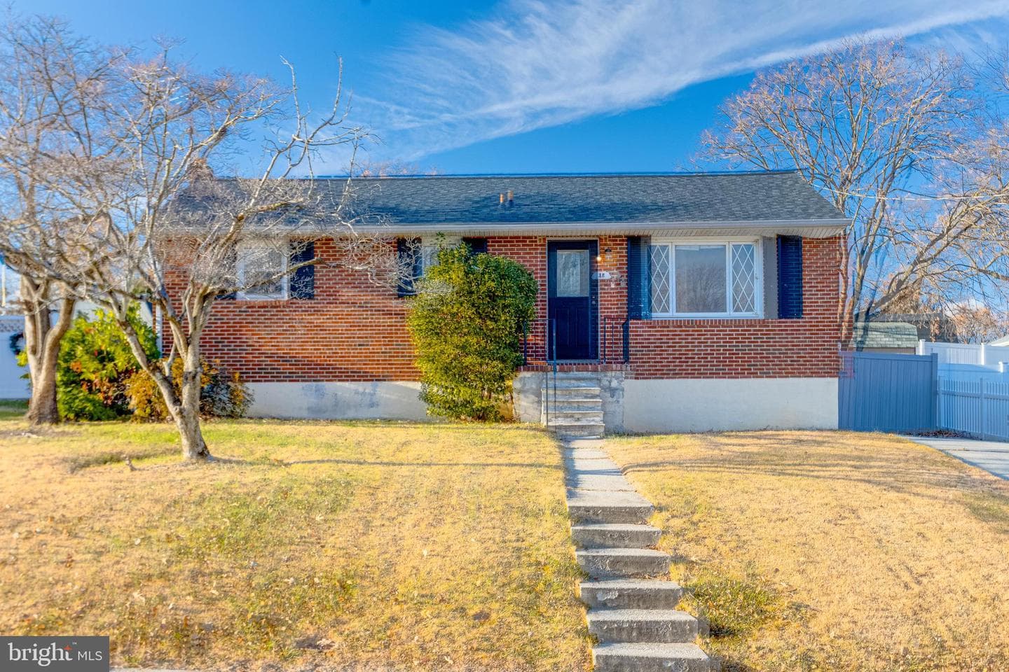 38 Glendale Avenue photo 1