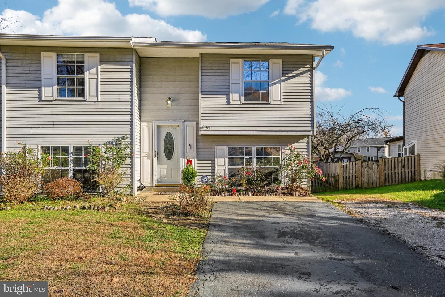 419 Master Derby Court photo 1