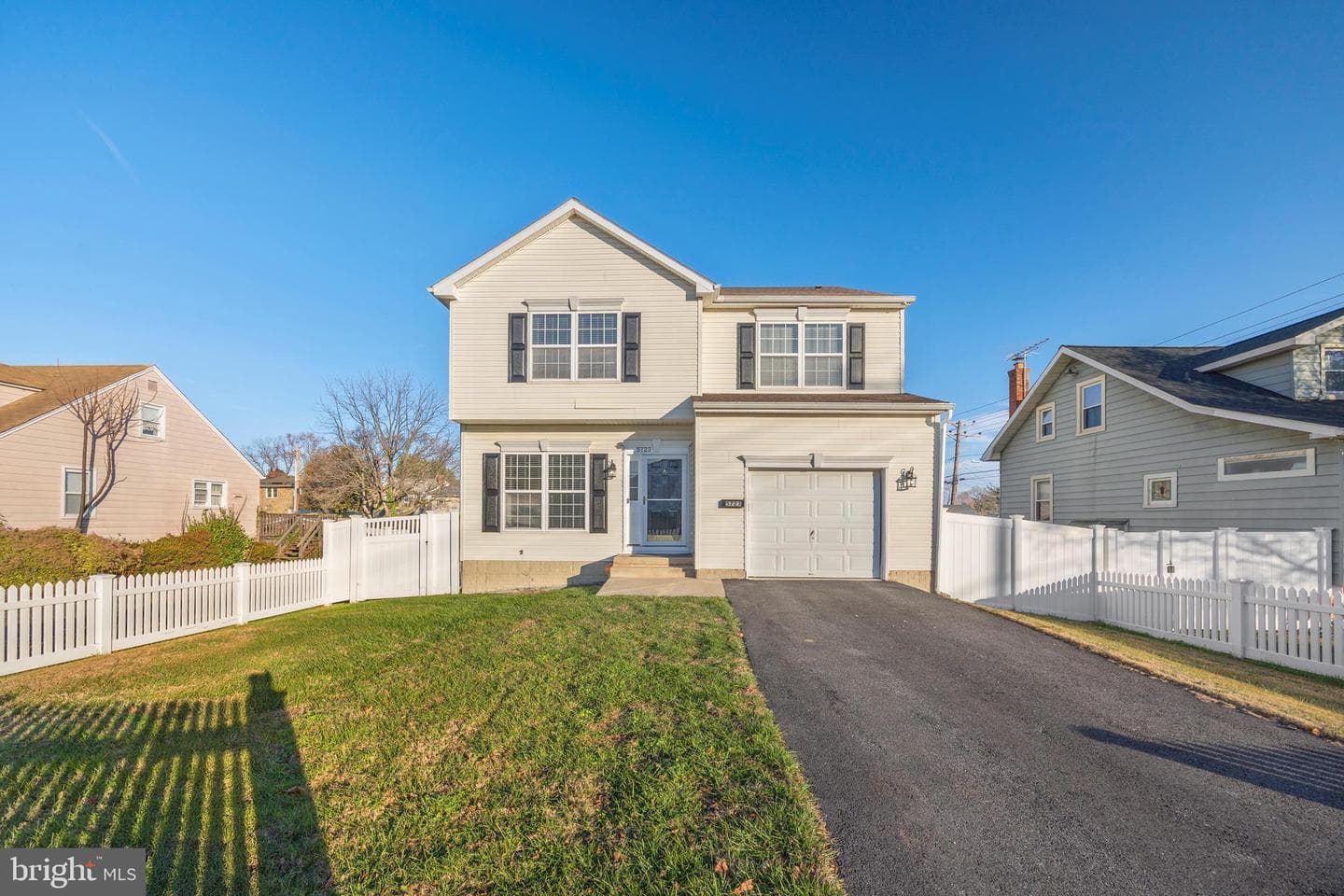 5723 Franklin Street photo 1