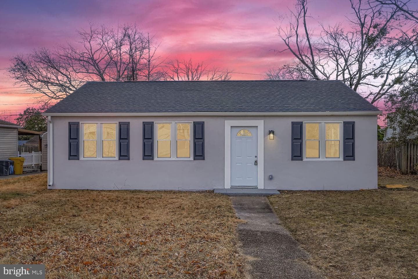 705 Cotter Road photo 1