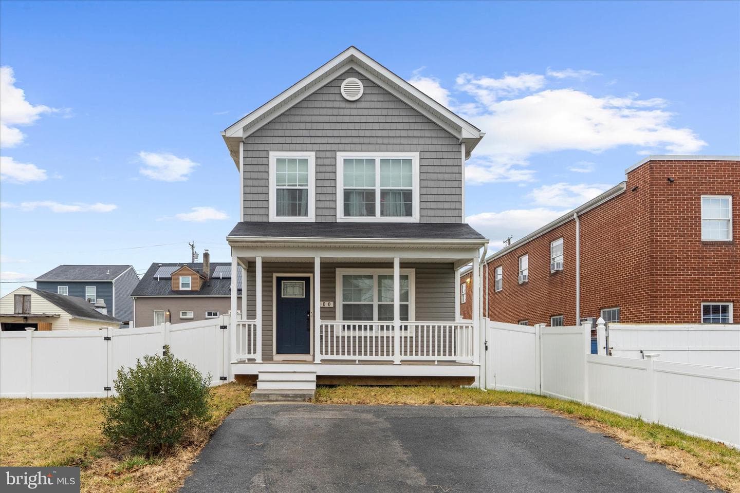 100 Cedar Dr photo 1