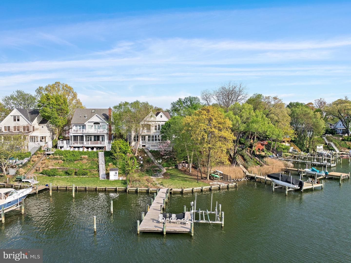 906 Creek Drive