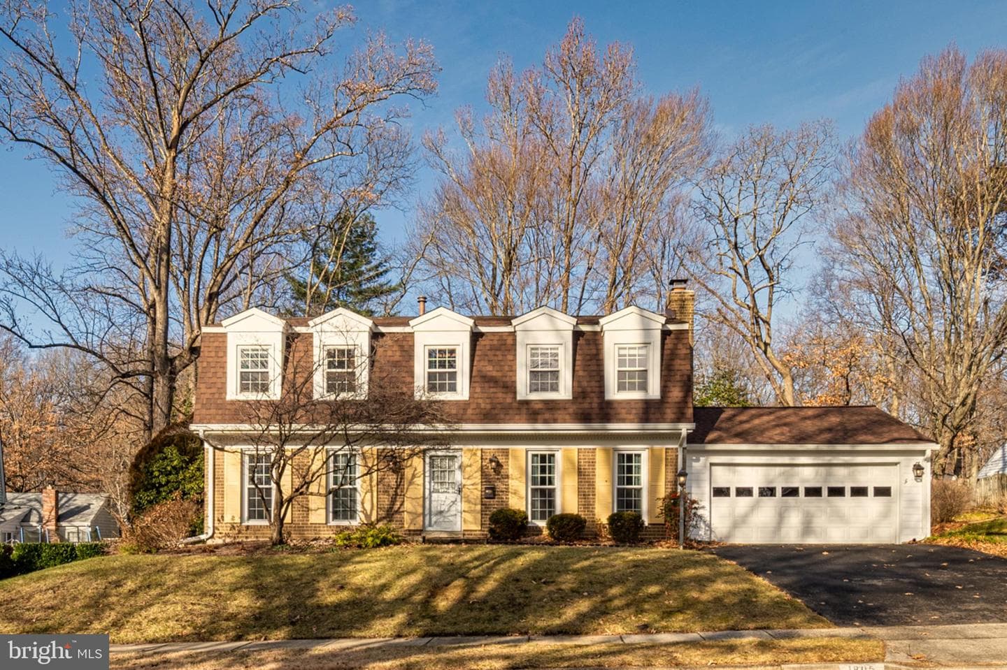1805 Roxboro Place photo 1
