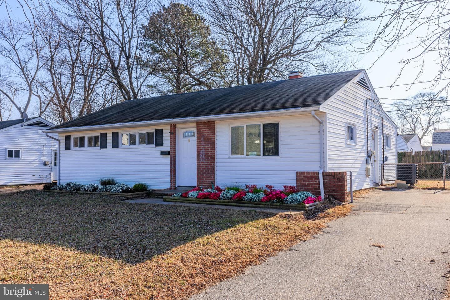 34 Elm Drive photo 1