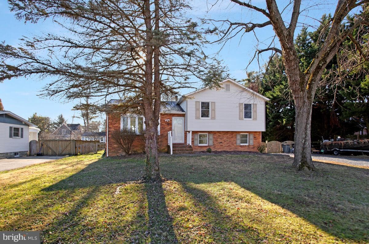 735 Whitehall Beach Road photo 1