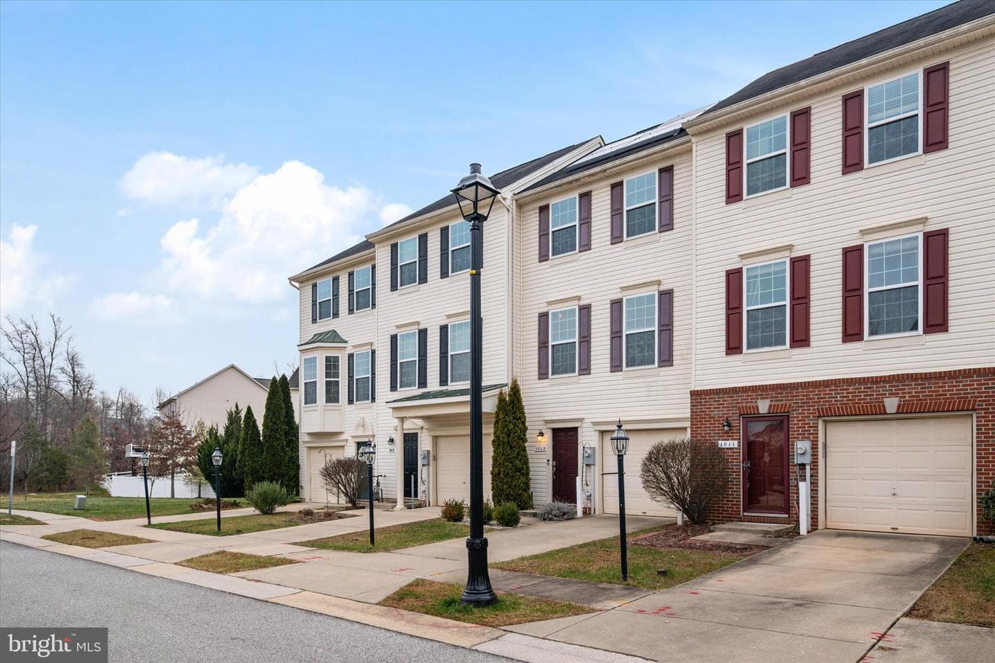 1013 Sithean Way photo 1