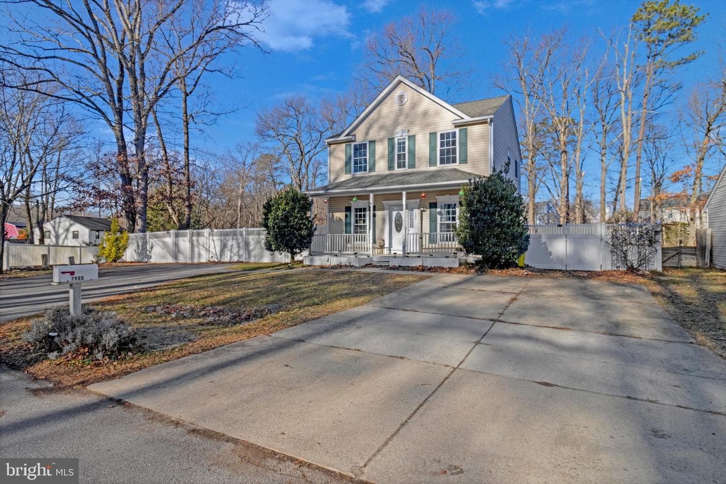 7995 Stone Haven Drive photo 1