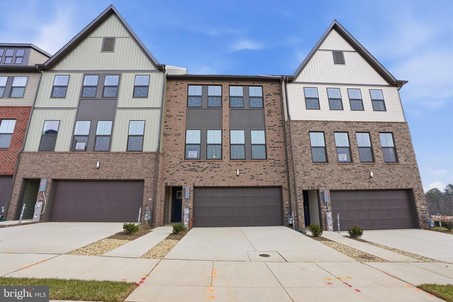 1352 Crested Wood Dr photo 1