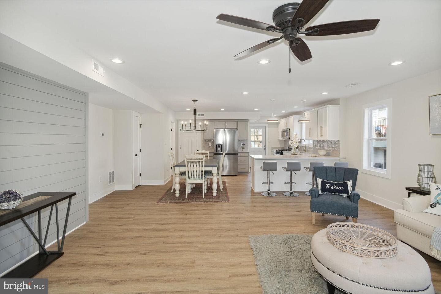 8012 Catherine Avenue photo 1