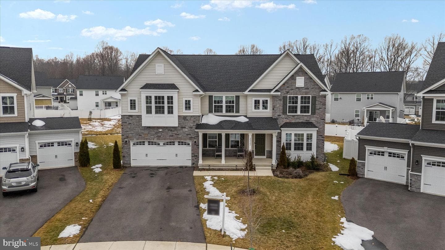 3322 Milkweed Court photo 1