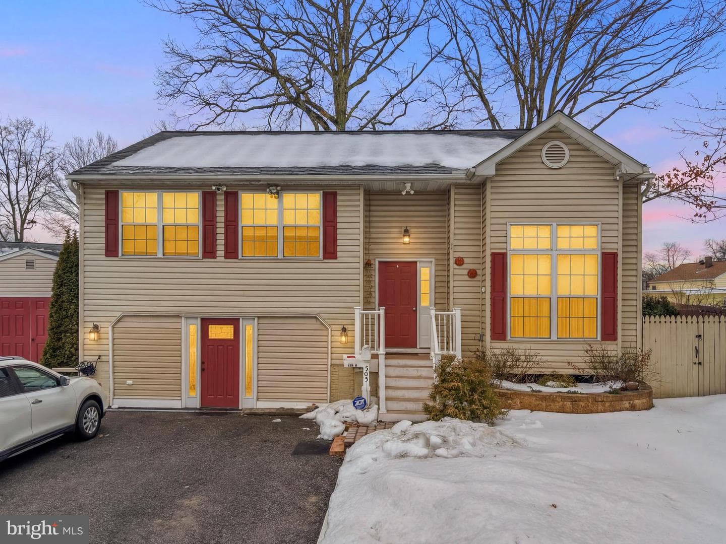 505 Aquahart Road photo 1