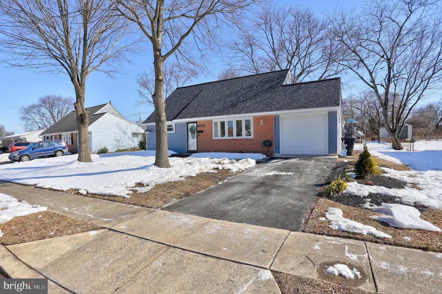 1425 Oakdale Road photo 1