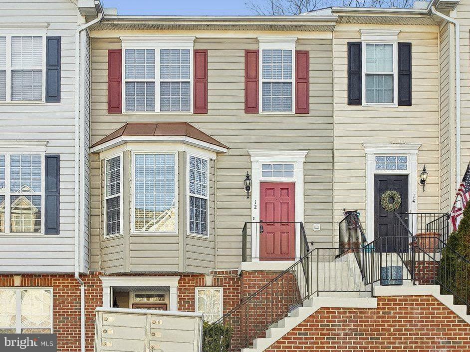 12 Harbour Heights Drive photo 1