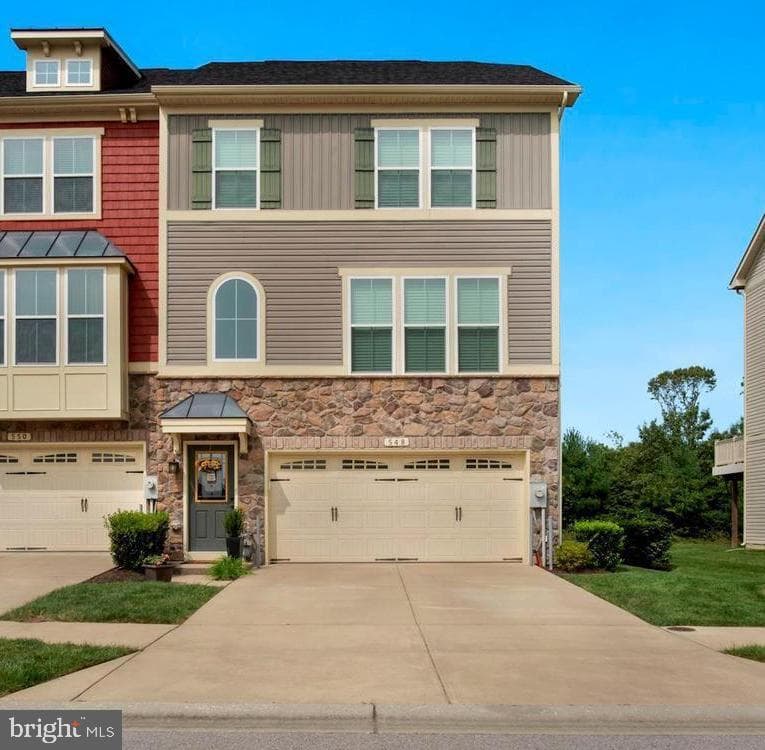 548 Fox River Hills Way photo 1