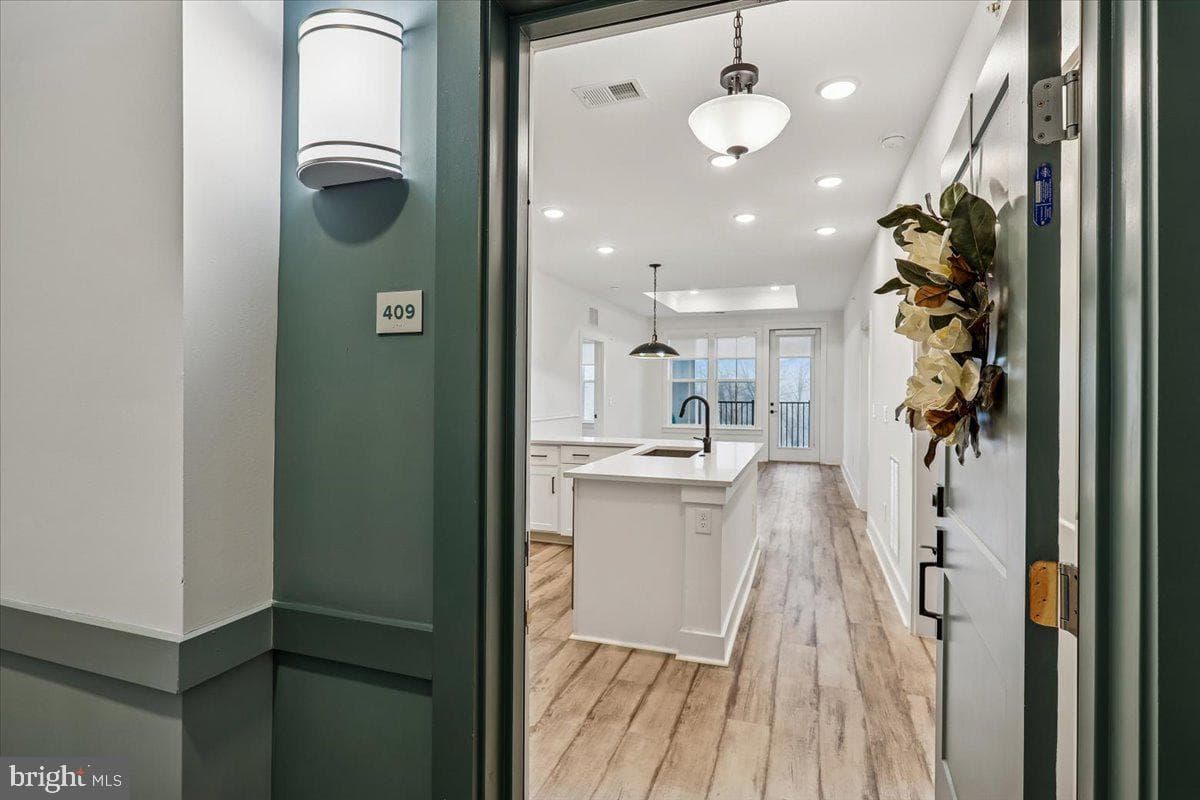78 Old Mill Bottom Road N #409, Annapolis