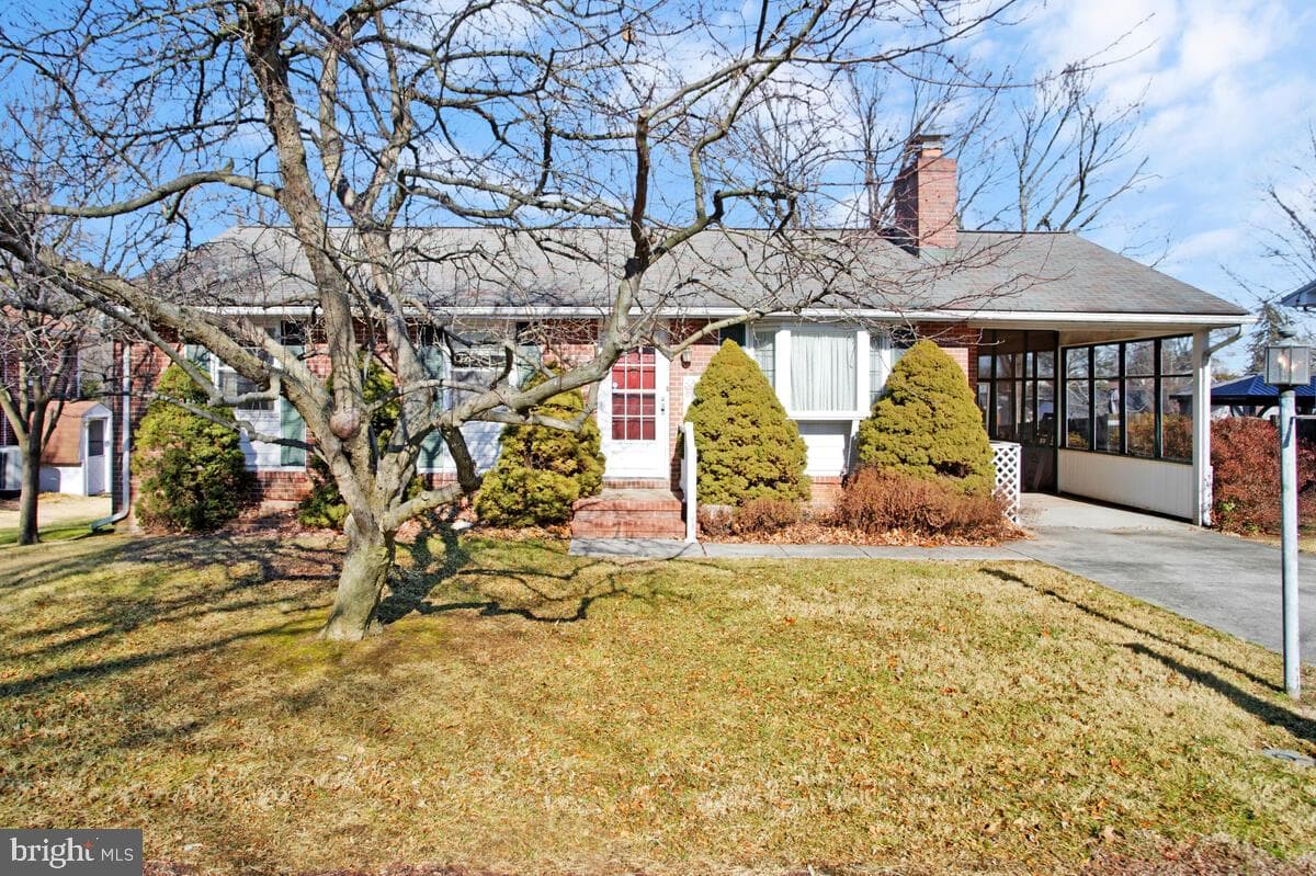 612 Fairmount Road photo 1