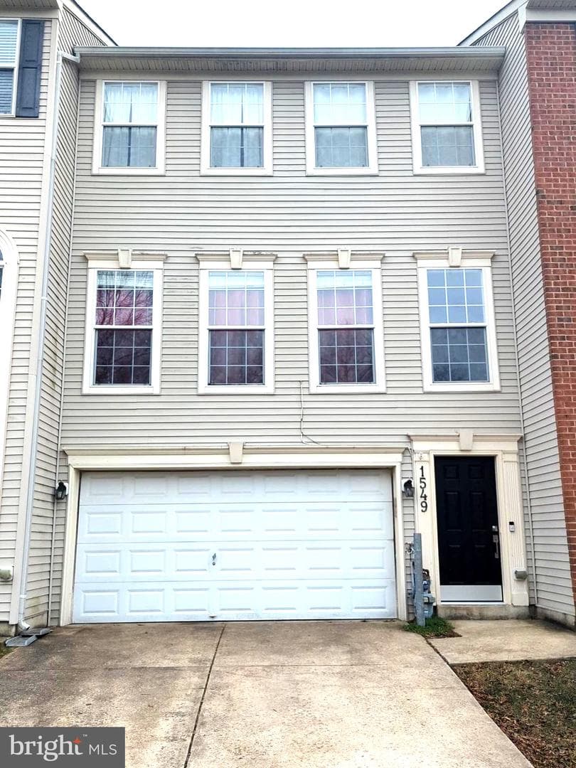 1549 Falling Brook Court