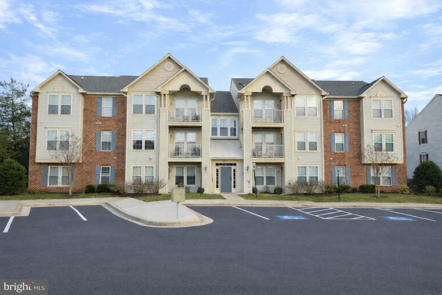 687 Winding Stream Way #304 photo 1