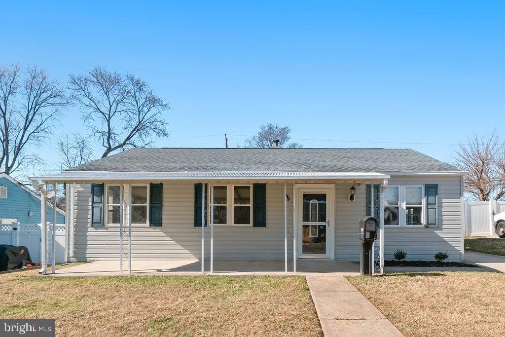 1412 Houghton Road