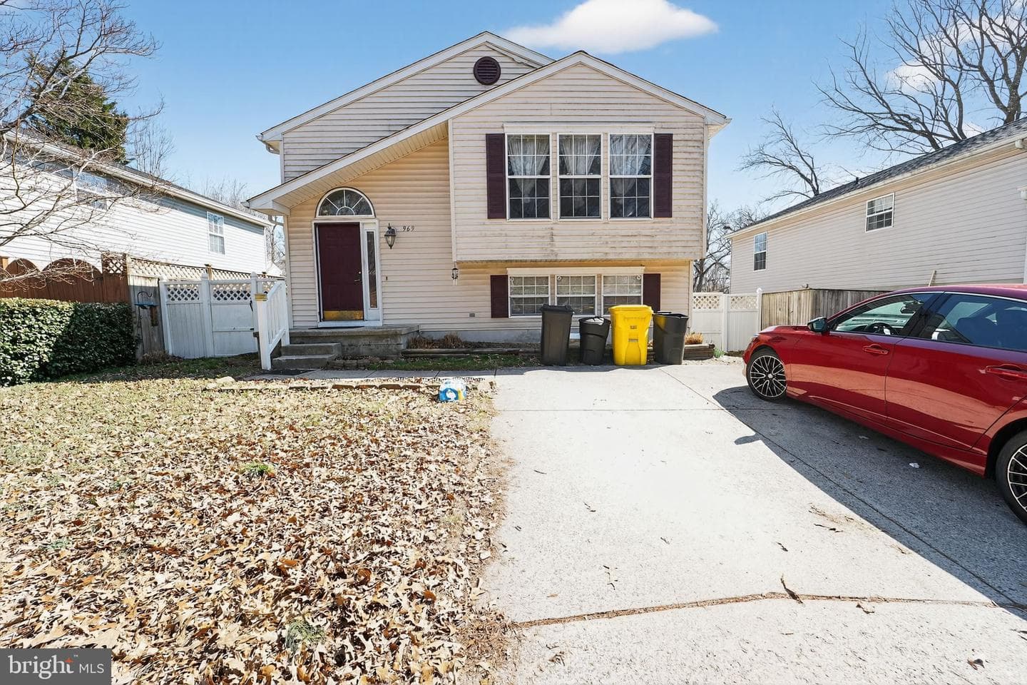 969 10th Street photo 1