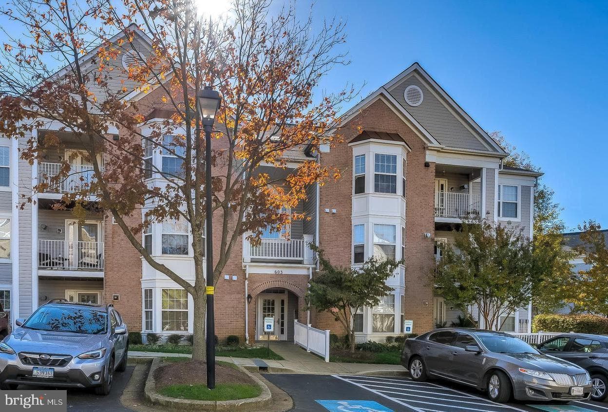 603 Burtons Cove Way #3 photo 1