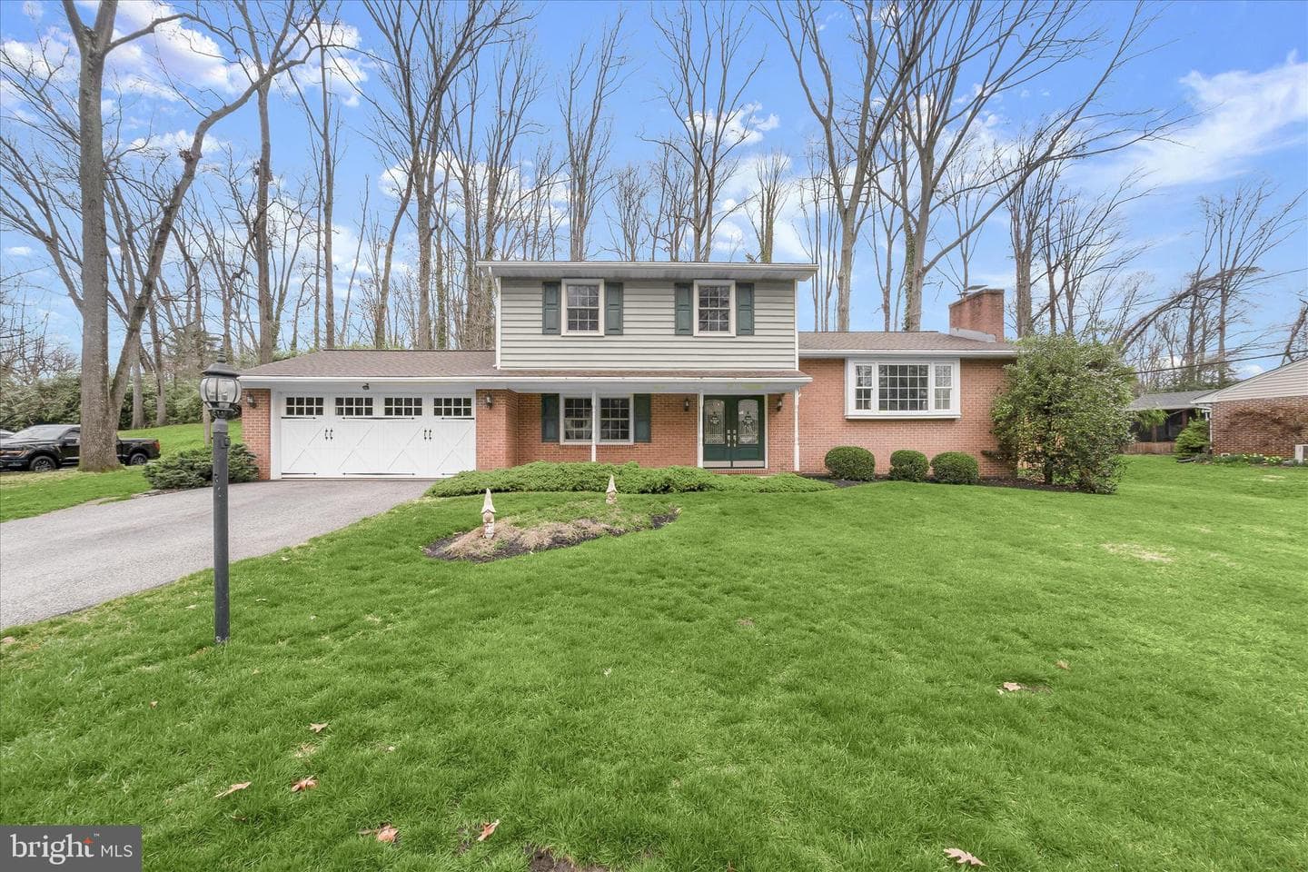 1146 Valley Drive