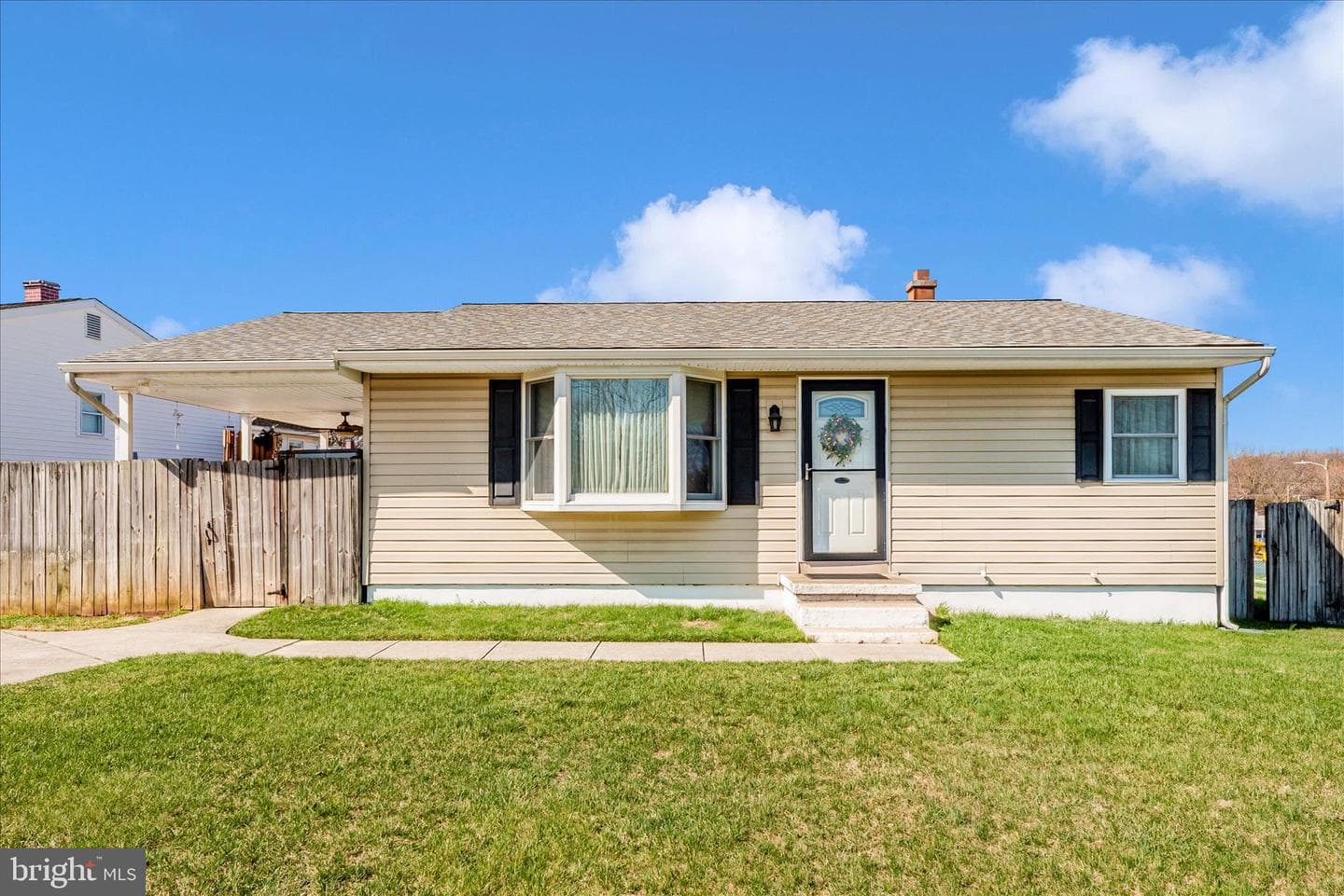 1628 Pleasantville Drive photo 1