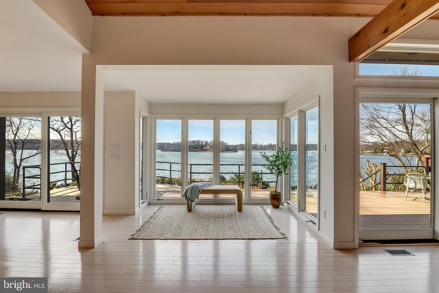 245 Long Point Road, Crownsville