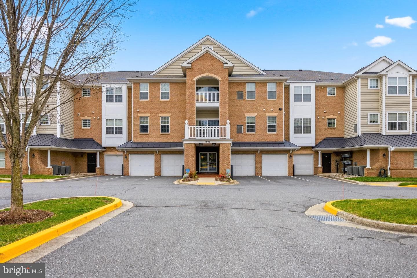 1405 Wigeon Way #202