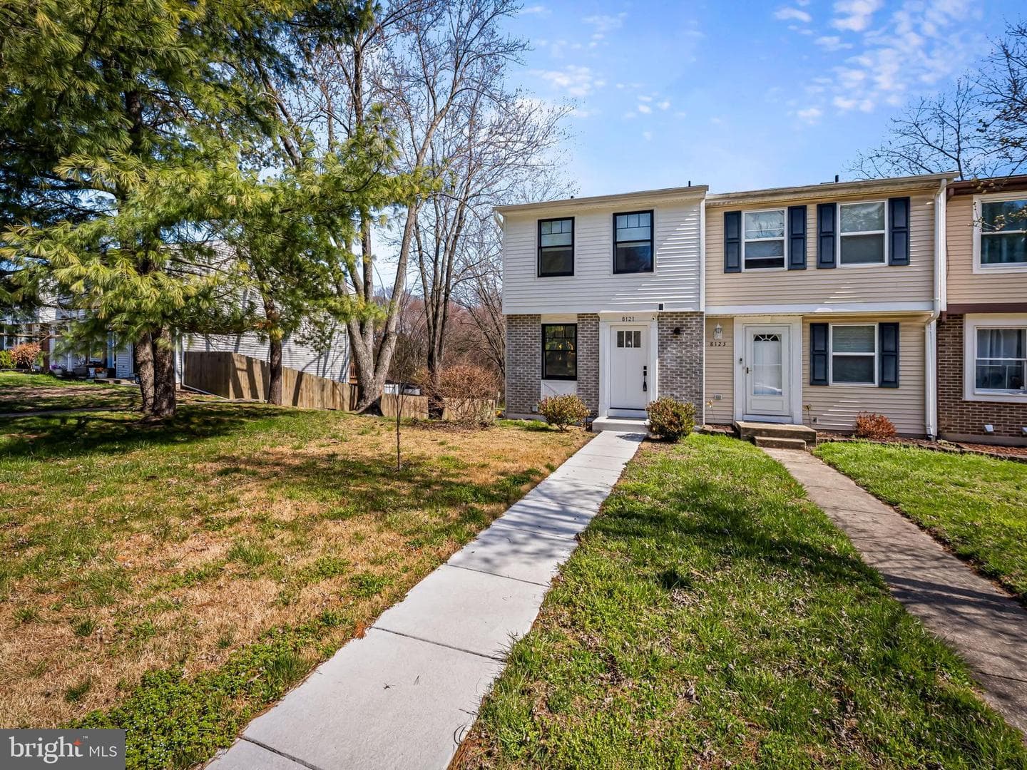 8121 Tower Bridge Drive photo 1