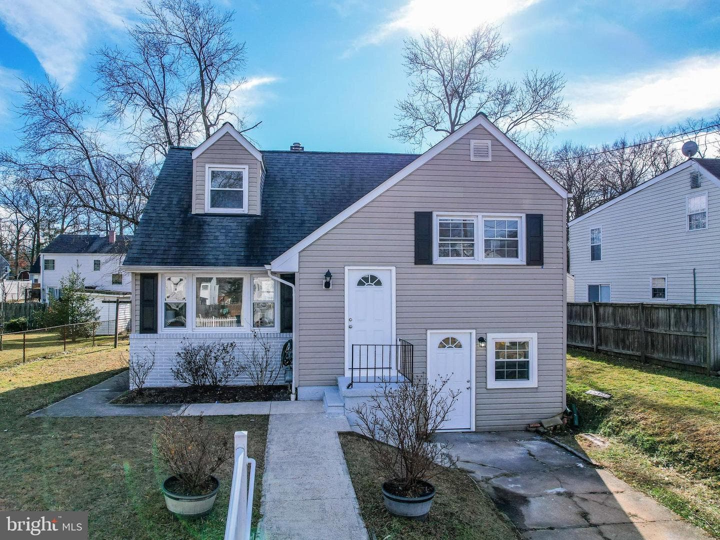 303 Oxford Drive photo 1