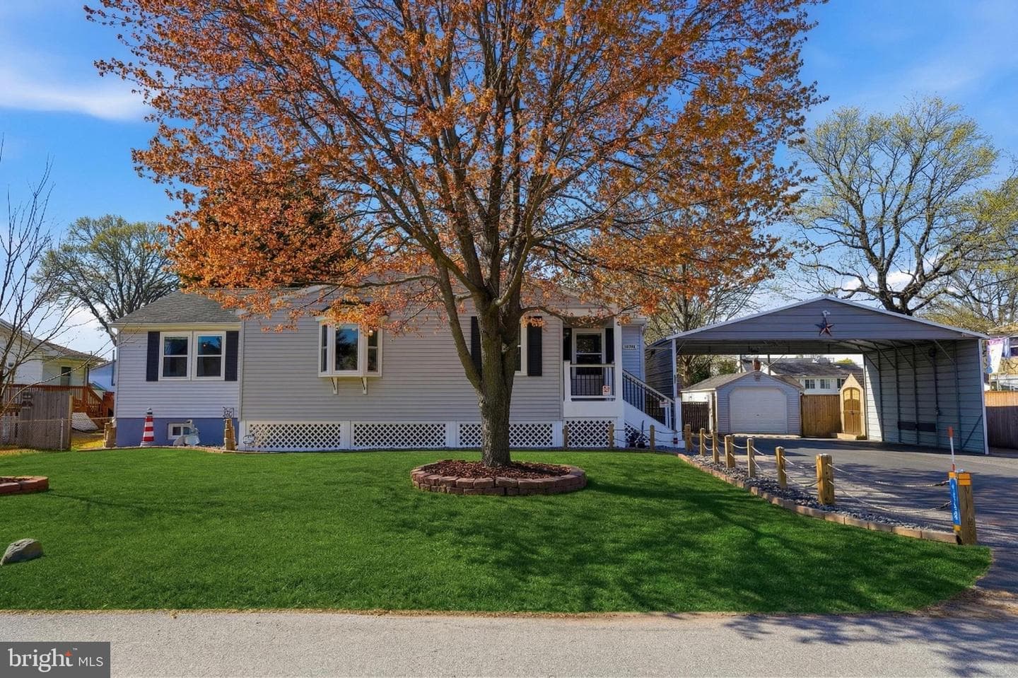 1556 Reinhardt Lane