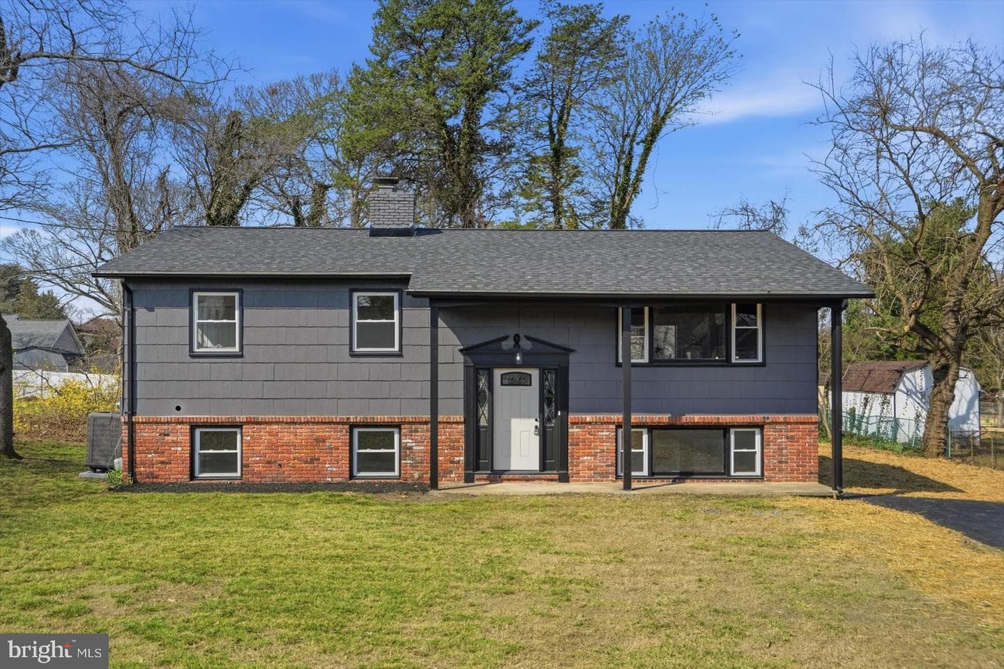7918 Elizabeth Road