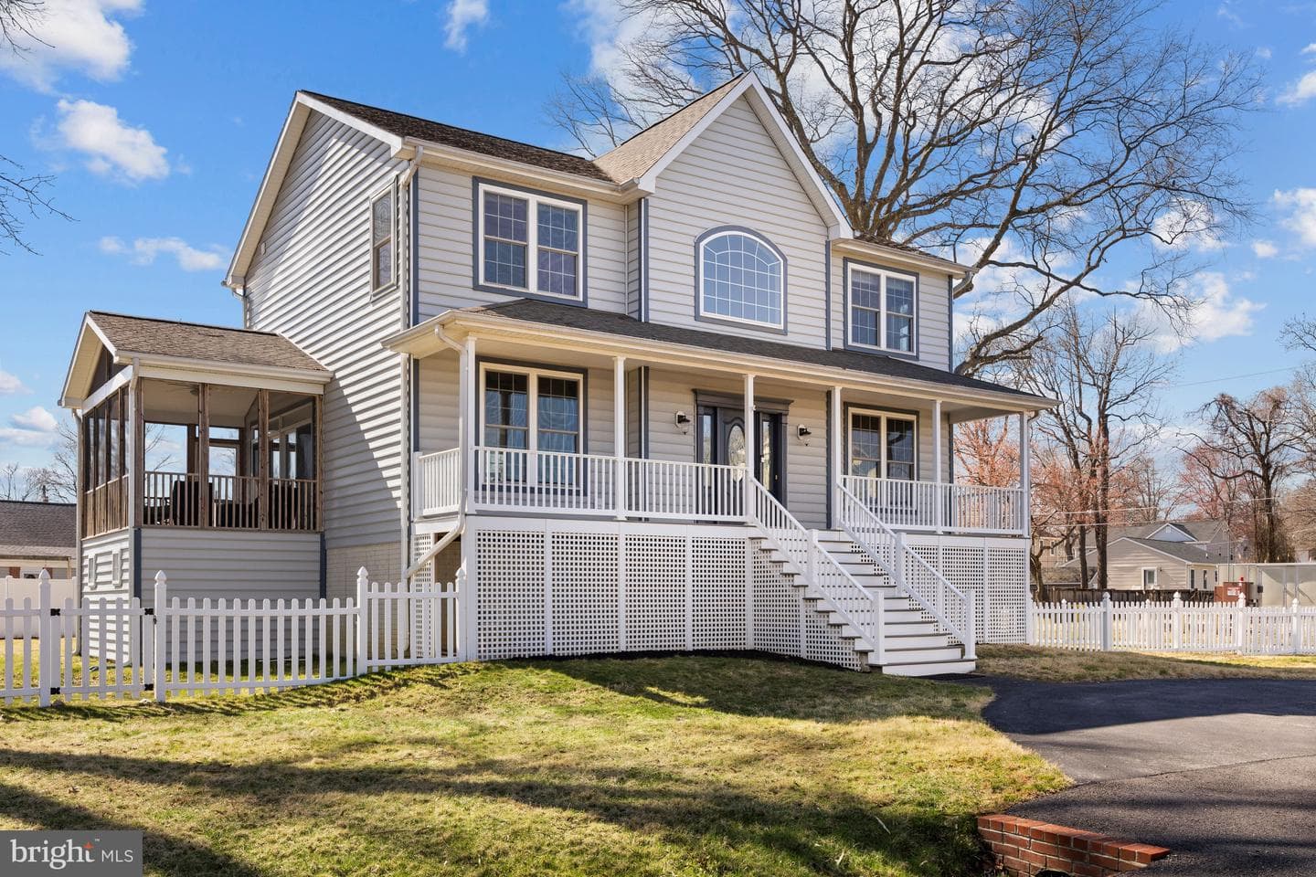 3700 Beach Drive Boulevard photo 1