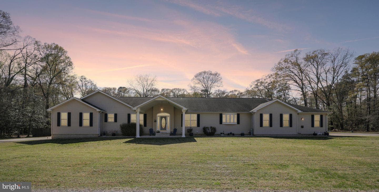 54 Dayton Drive photo 1