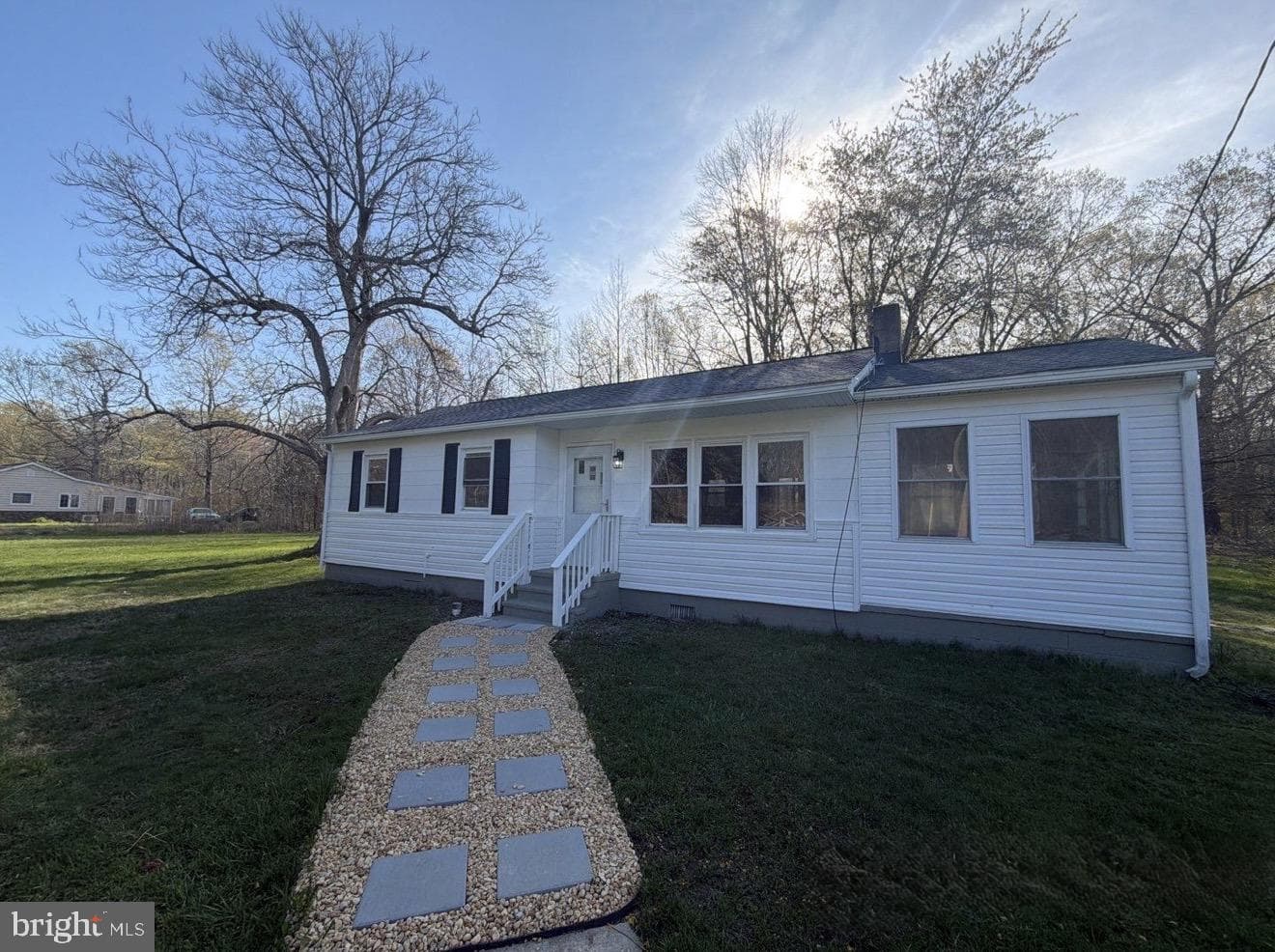 5839 Shady Side Road photo 1