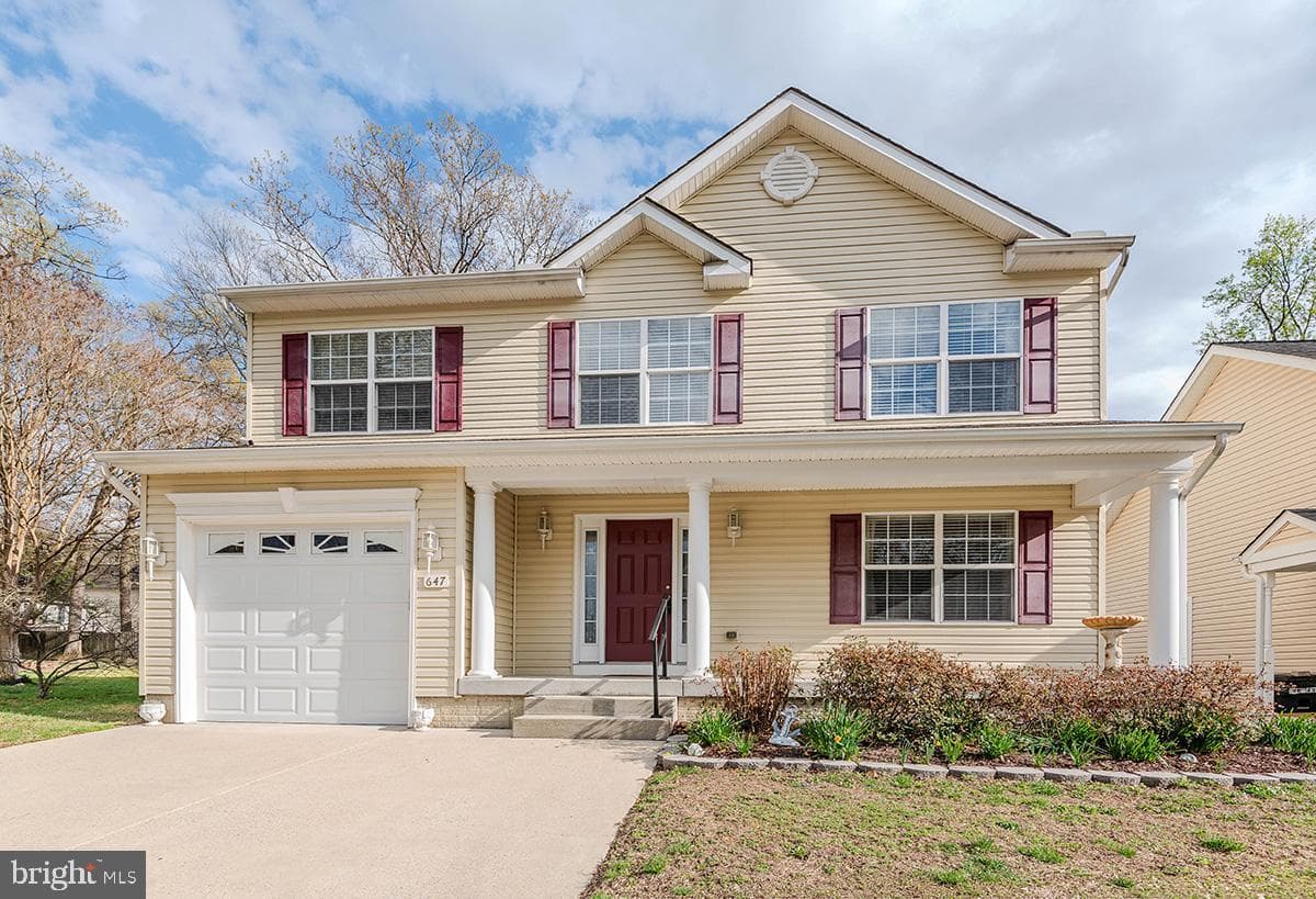 647 210th Street photo 1
