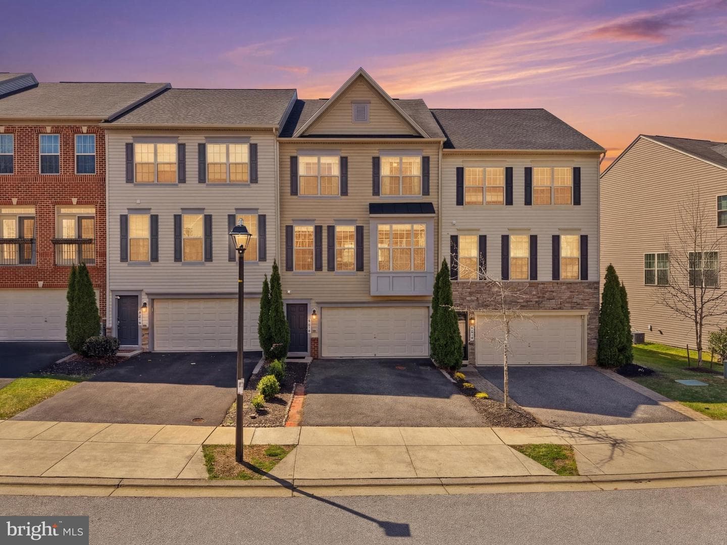 876 Nancy Lynn Lane