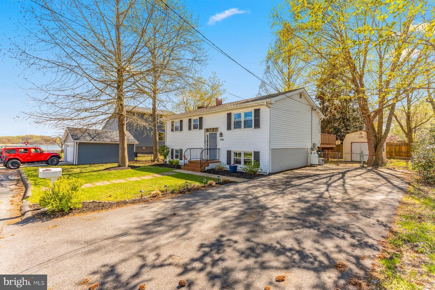 1624 Bishop Road