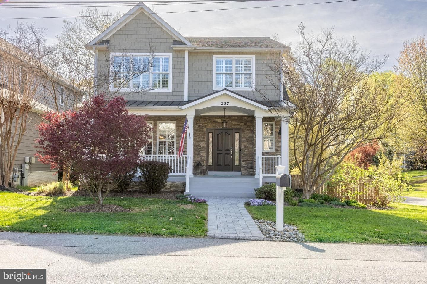 207 S Southwood Avenue photo 1