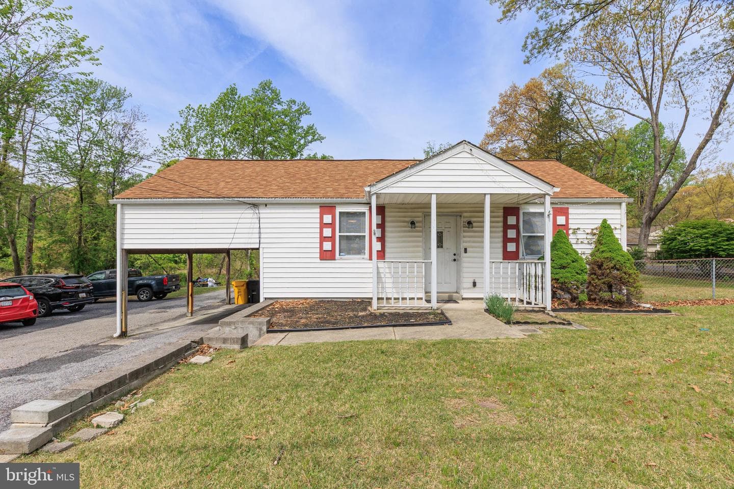 8092 Telegraph Road photo 1