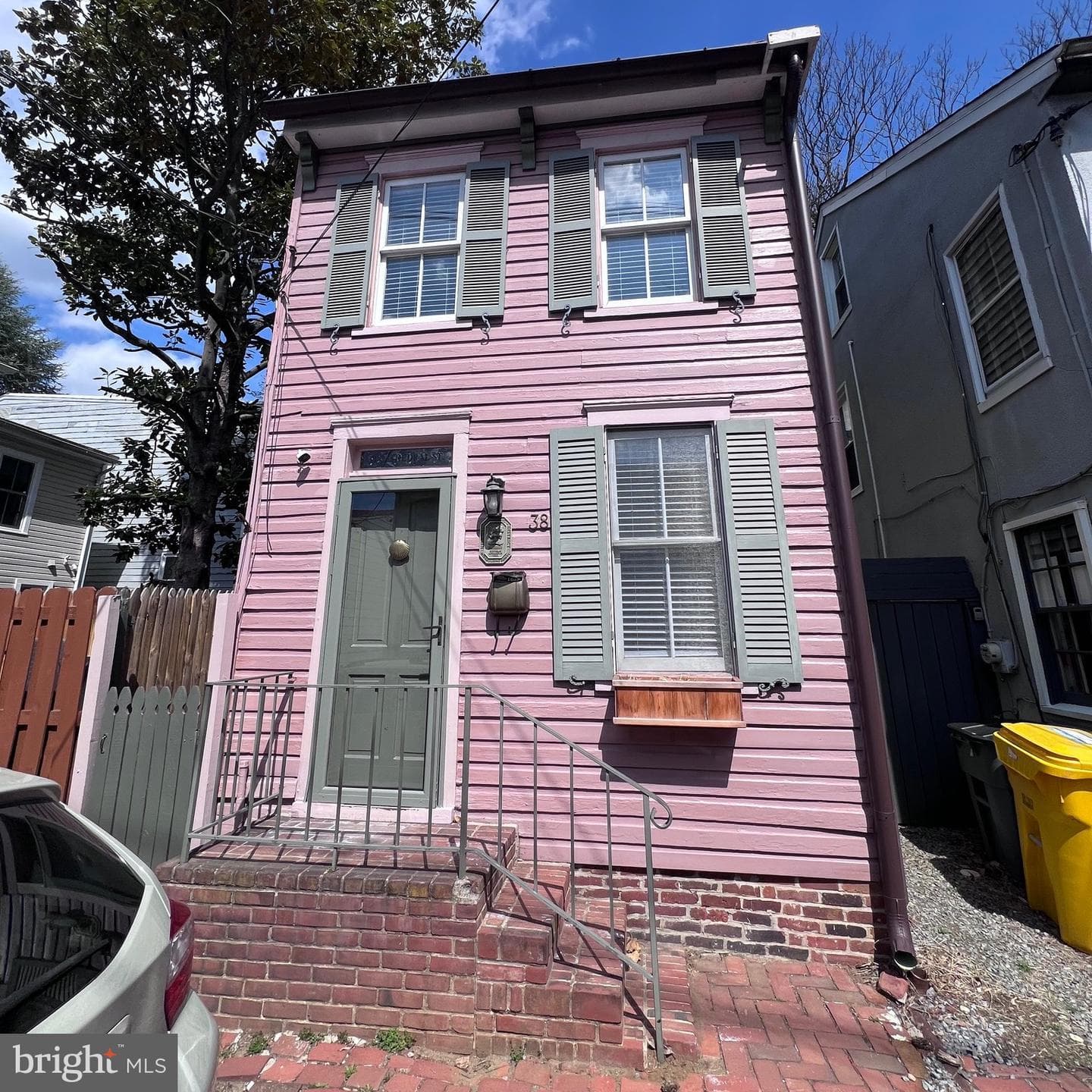 38 Cathedral Street