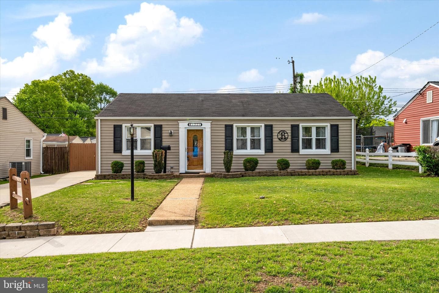 1321 Gatwick Road photo 1