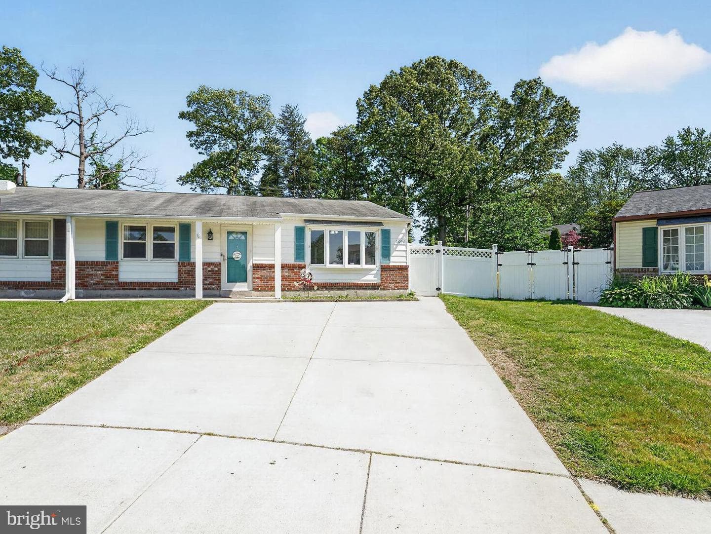 1090 Notley Court