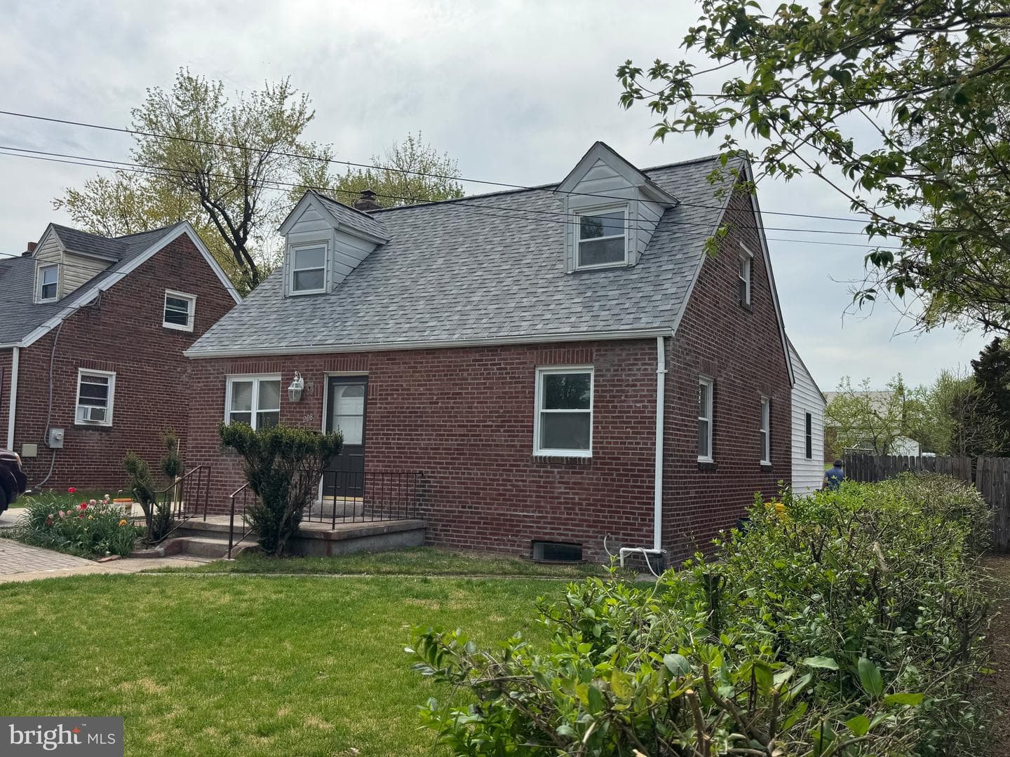 208 Kuethe Road NE