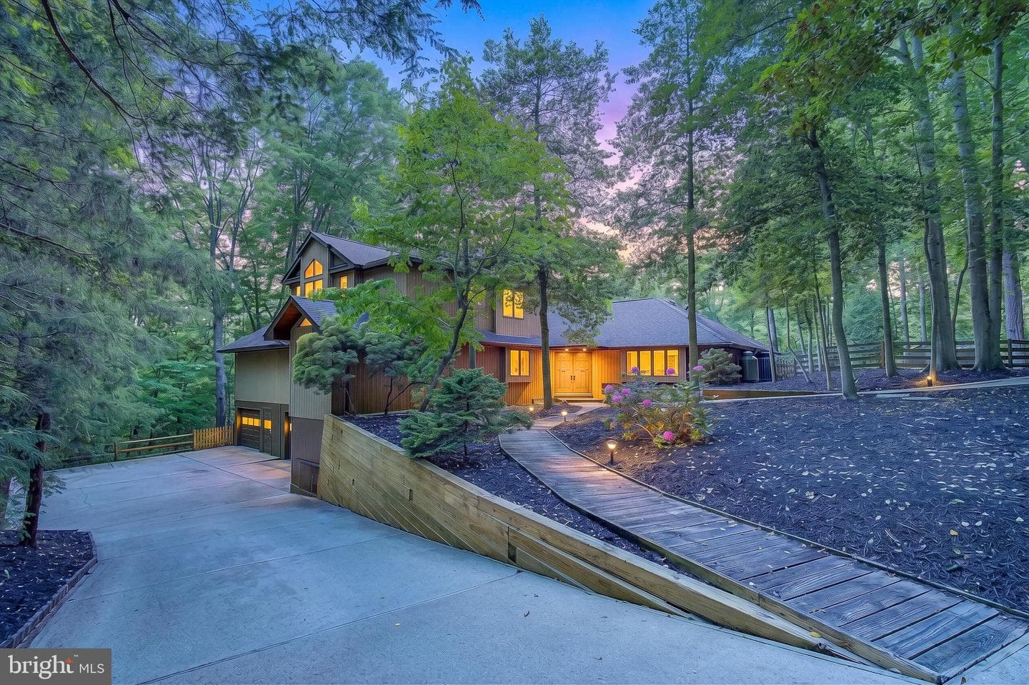 613 Woodsmans Way photo 1