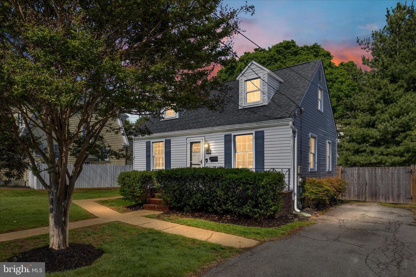 303 Taylor Avenue photo 1